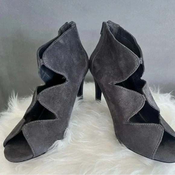 Impo Grey Stiletto Heels - Picture 2 of 7